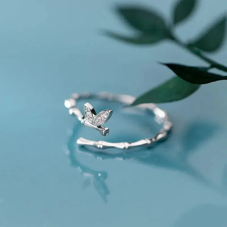 New Fashion Silver Color Green Flower Leaf Rose Daisy Enamel Open Finger Rings For Women Girl Jewelry Gift Dropship Wholesale Jewelry and Clovers