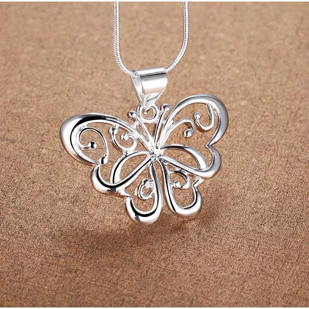 New 925 Sterling Silver Necklace Pendant Butterfly for Women Wedding Jewelry Fine Accessories High Quality Fashion Gifts Party Jewelry and Clovers