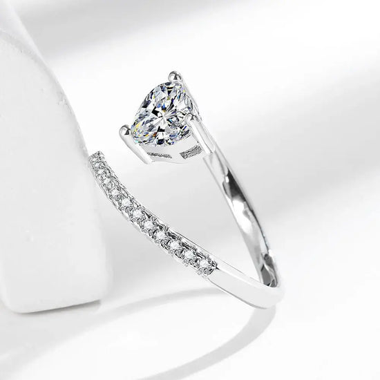 925 Sterling Silver Light Luxury Fashion Versatile Love Zircon Ring Birthday Party Anniversary Gift Jewelry and Clovers